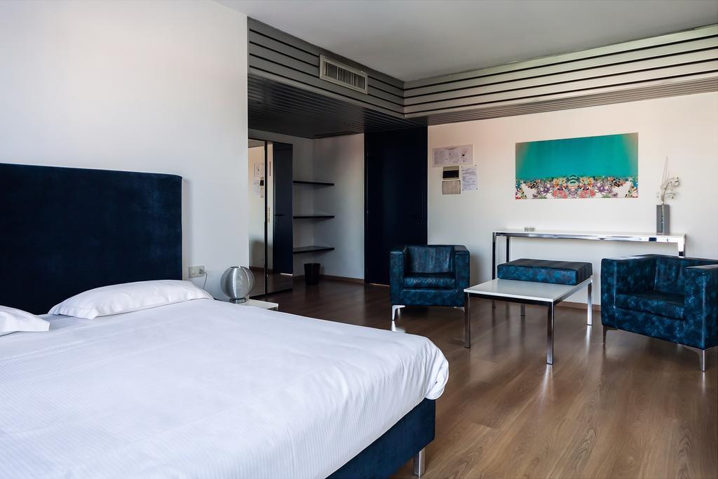 Park Hotel Residence Crema Exteriér fotografie