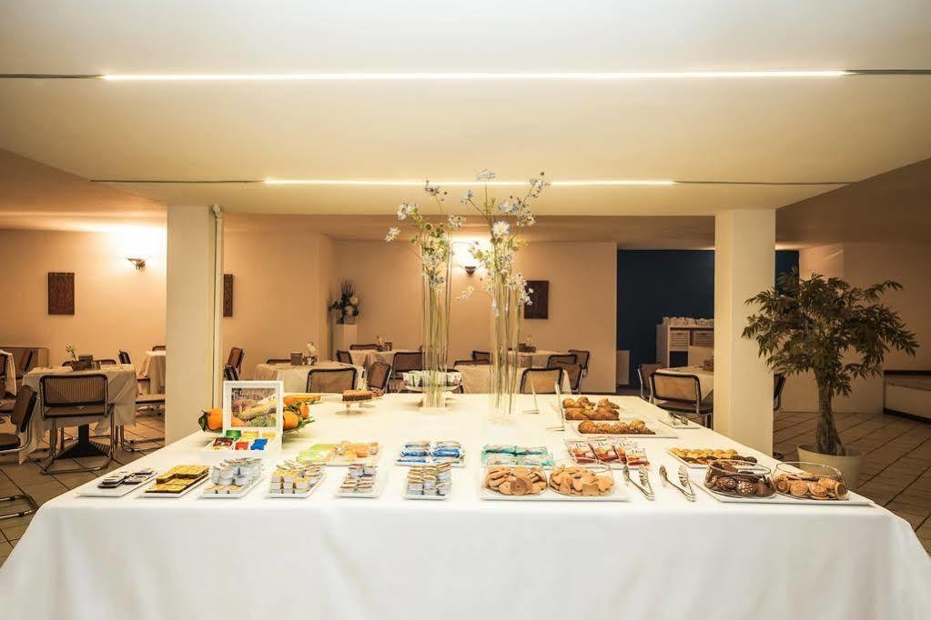 Park Hotel Residence Crema Exteriér fotografie